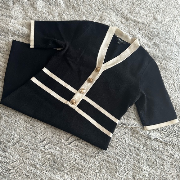 Ann Taylor Dresses & Skirts - Ann Taylor Colorblock Sweater Shift Dress - Small